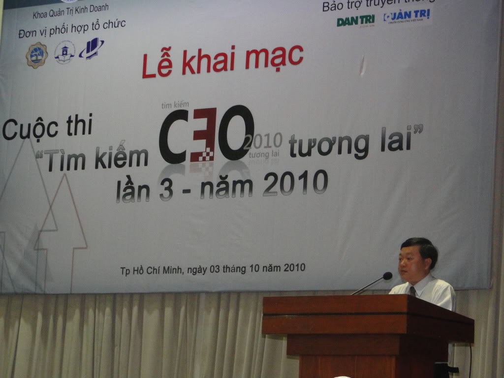 Lễ khai mạc cuộc thi “Tìm kiếm CEO tương lai” lần 3 – năm 2010 SÚNG ĐÃ BÓP CÒ Hinh3