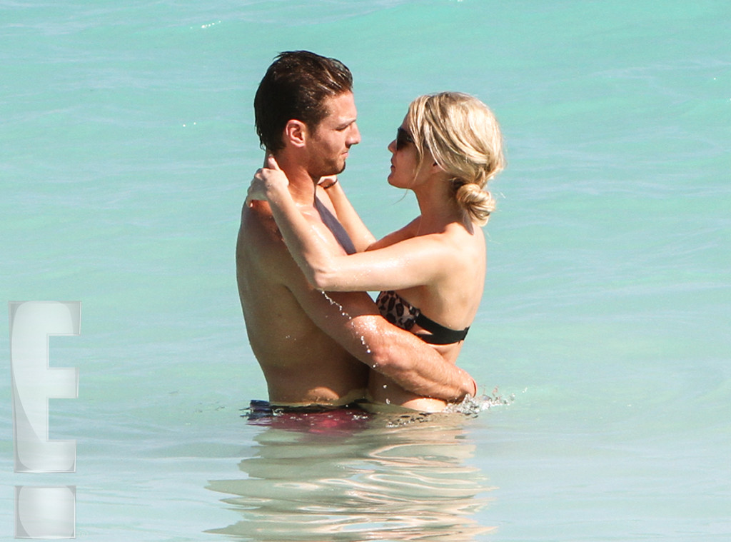 Juan Pablo Galavis & Nikki Ferrell - Fan Forum - Pictures - Videos - Articles and Interviews - No Discussion - Page 2 Rs_1024x759-140315140823-1024Juan-Pablo-Galavis-Nikki-Ferrelljl031514_zps9bc67e97