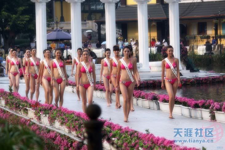 Miss China World 2009 --- Beach Beauty Final fast-track 020-3