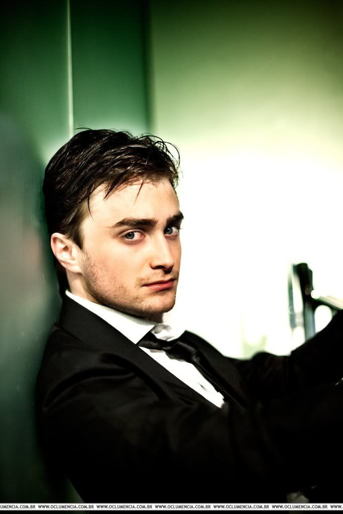 صور ناااااااااااااااااار لدان الحلو Daniel-Radcliffe_Dennysshoot1_28-5