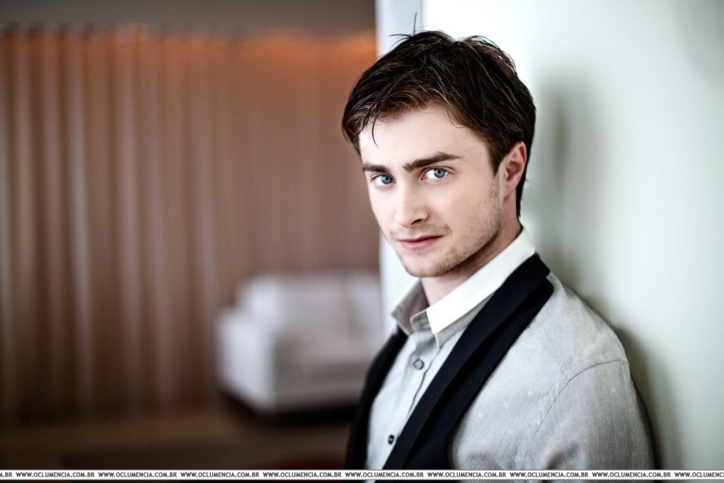 صور ناااااااااااااااااار لدان الحلو Daniel-Radcliffe_Dennysshoot1_28-6