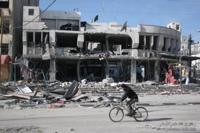 صور من الذاكرة في الذكرى الاولى للحرب على غزة Q6-1