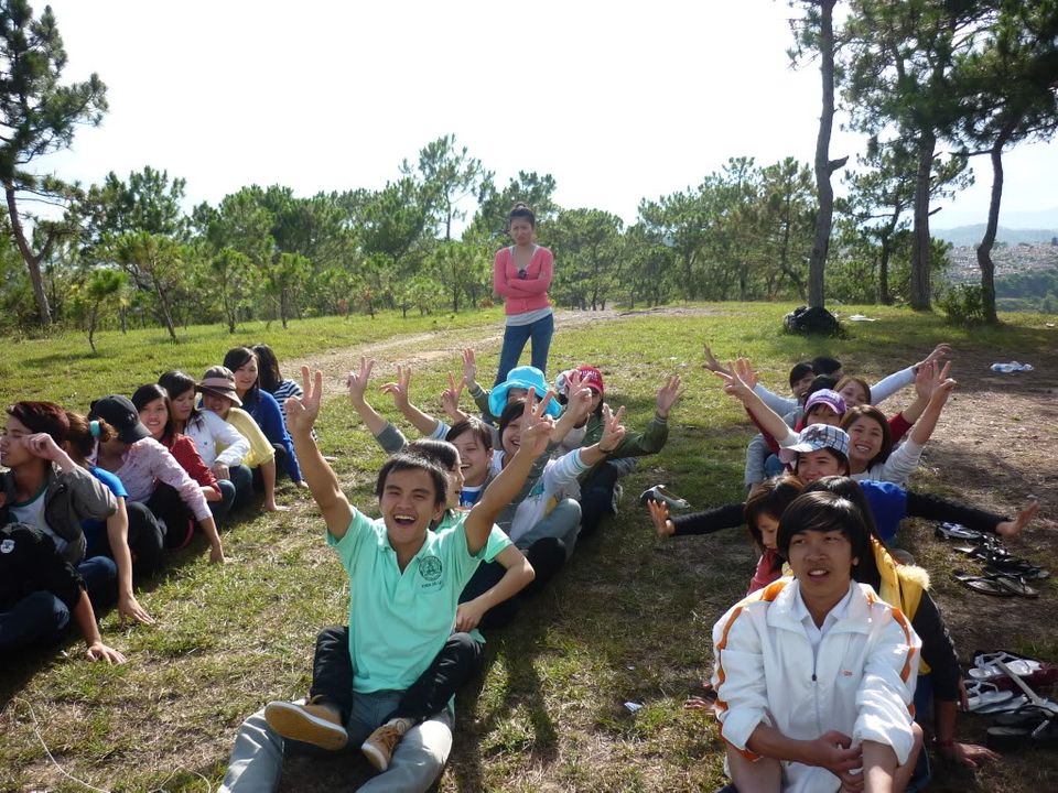 hinh picnic cua lop minh ne! moi nguoi cung vao xem nha P1010774