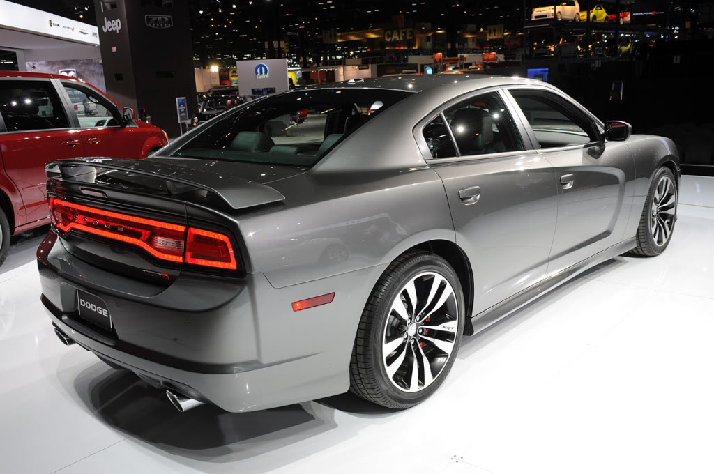 2012 CHARGER SRT 8 Charger-srt8vivo01