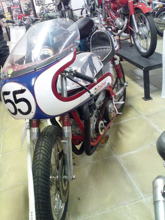 Pics of Deneysville Motorcycle museum - 27 Sept DSC00074