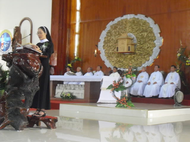 Tường thuật Thánh Lễ Tạ Ơn của Soeur Matta Nguyễn Thị Huyền Trang... CIMG3258