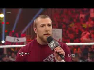 Warzone 5/11/2012 y se acerca el survivor series. RAW1-30-12CMPunkJohnLaurinaitisDanielBryanandSheamus29