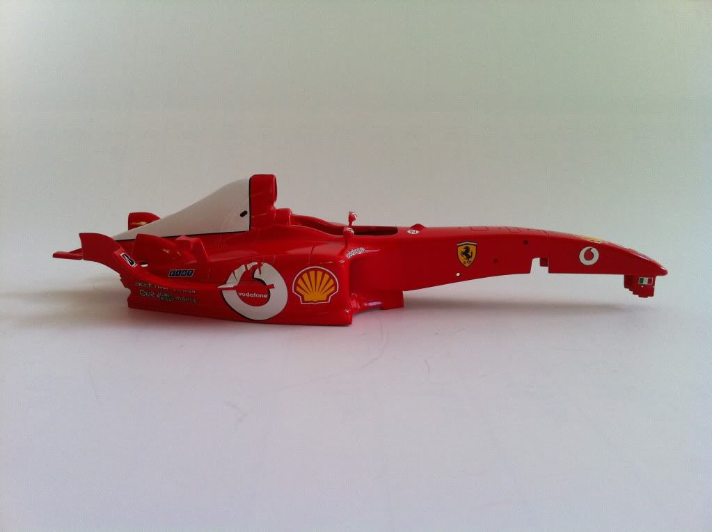 Revell Ferrari F2003-GA IMG_0815