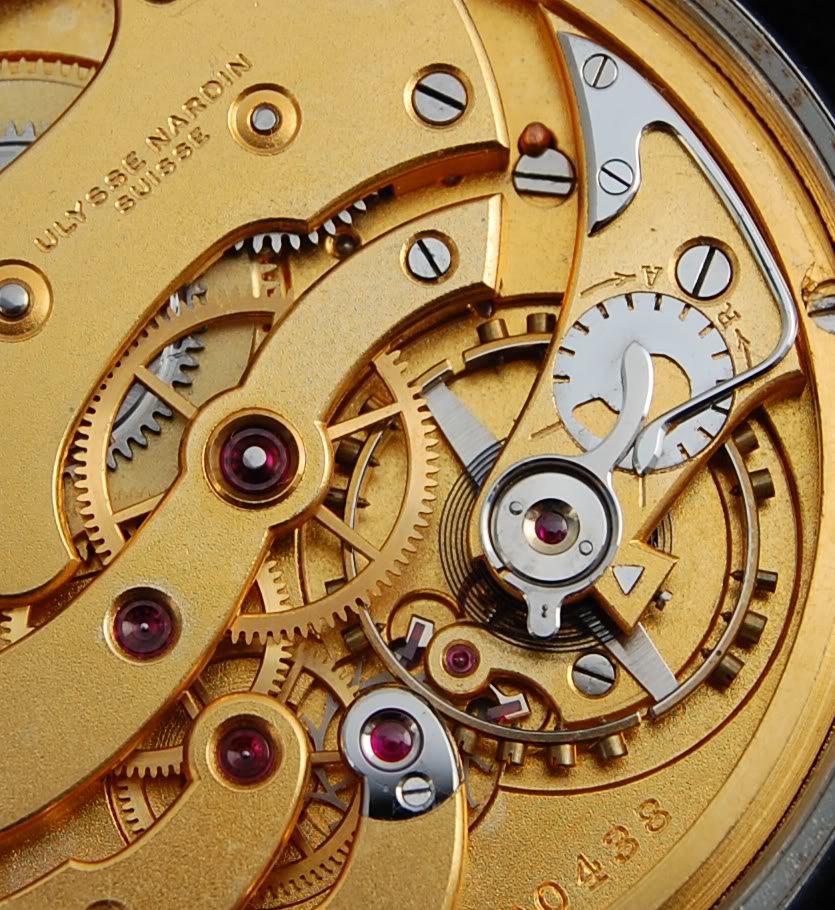 La passion des montres phénomène affectif ou refuge psychologique ?   Calibre22Ulyssenardindetails