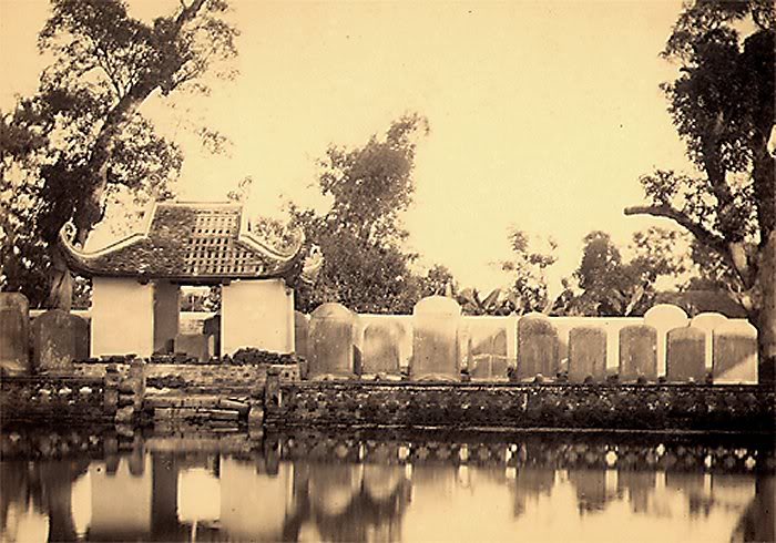 Những bức ảnh về Hà Nội xưa ( 1884-1885 ) Van_Mieu1