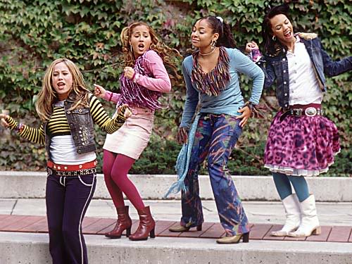 ازياء المشاهير Cheetah_Girls_07_500_375_The_Disney