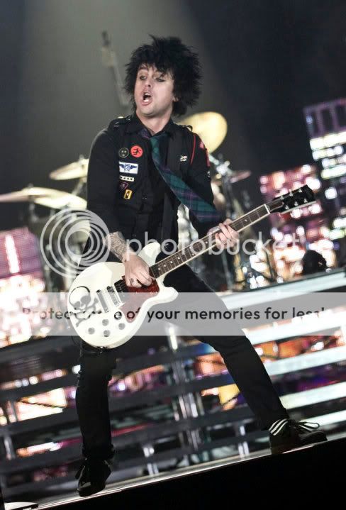 Fotografii cu Billie Joe - Pagina 14 35150_109355655783303_1093298724525