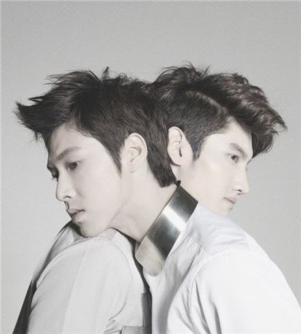 [TVXQ]TVXQ sold the most albums in the first quarter of 2011 Bdhntgnmnr