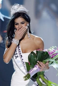 Miss USA 2010 Finale - Journey to the Crown - Page 5 Fa4