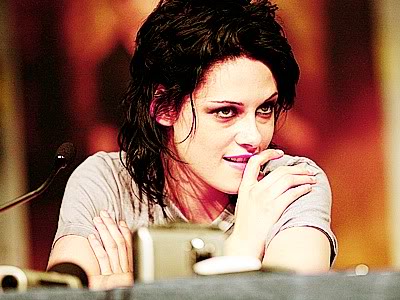 Moon Of Holwyood X Kristen Stewart  Kristen-16