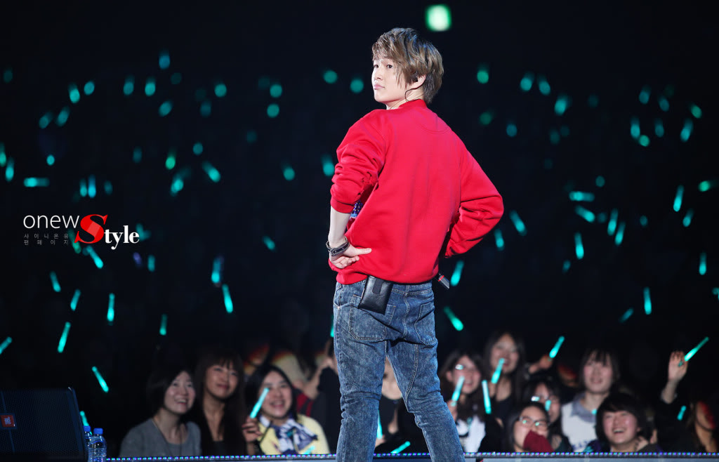 [101226][VID+PICS] SHINee the 1st concert in Japan(update) F0094408_4d17709620ae4