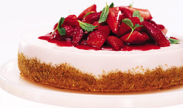 Un regalo para mi vida (Tomo-Soo) 10-Strawberry-Desserts-Under-300-Calories_featured_article_628x371