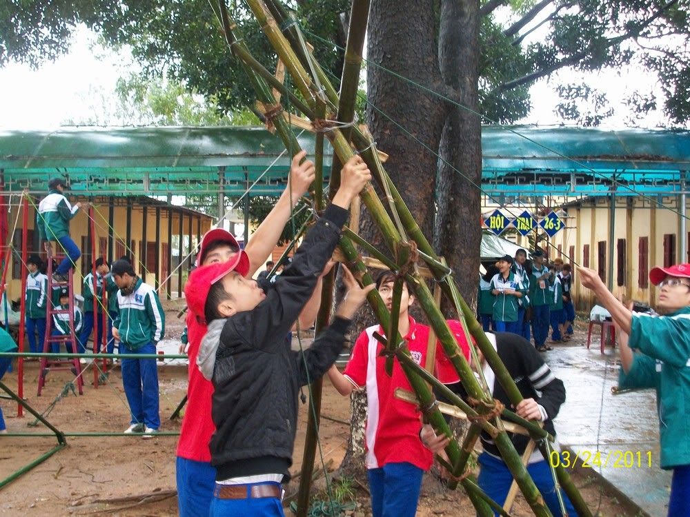 Hoạt động căm trại ngày 26/3 - by admin 100_2795