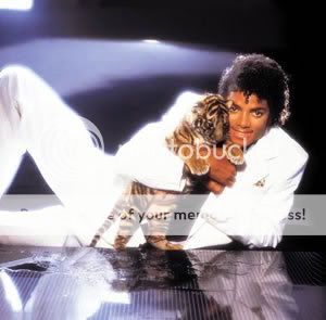 Michael Jackson (Biyografi+Diskografi Resimli) Michael-jackson-thriller