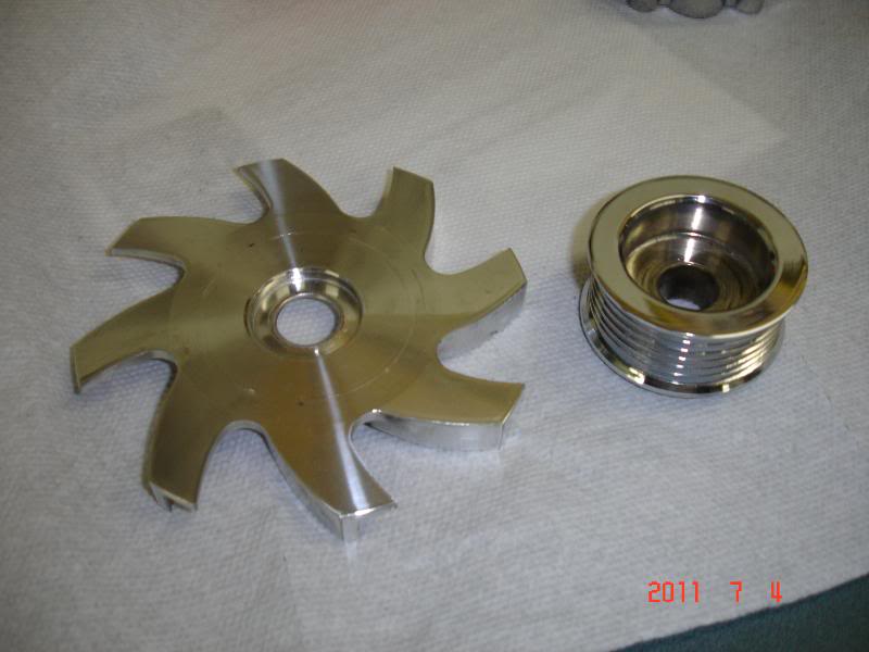 Billit alternator fan and pulley DSC03050