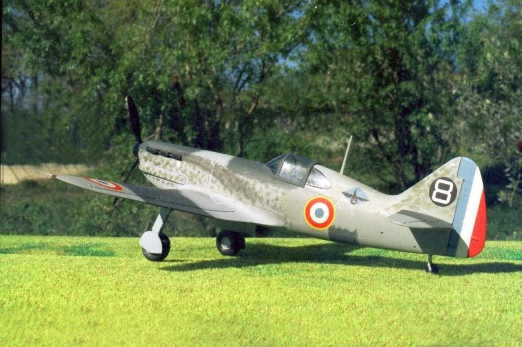 Dewoitine D. 520 de tamiya au 1/48 IMG_0015-2