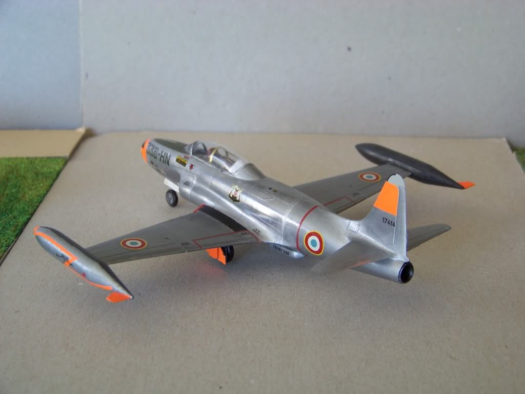 [HASEGAWA] LOCKHEED T-33A SHOOTING STAR Réf A20 LockheedT-33AShootingStar_CEVSV3-5