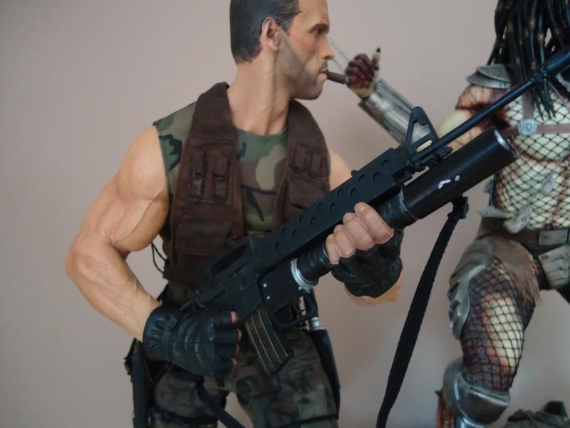 [SideShow] Predator: Major "Dutch" -  Premium Format - LANÇADO!!! - Página 13 DSC00581