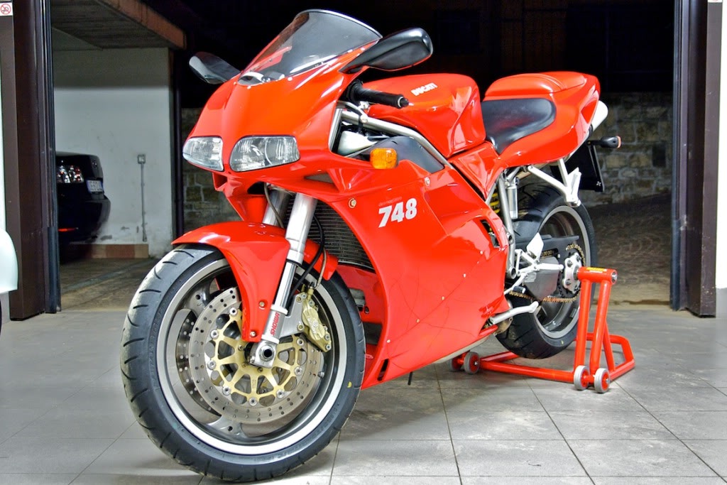 ducati 748 2001 748023