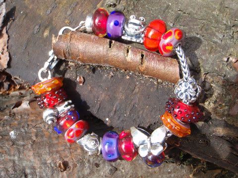 Do you have any color that always prevails in your combos?  - Page 2 LEbutterflybracelet480