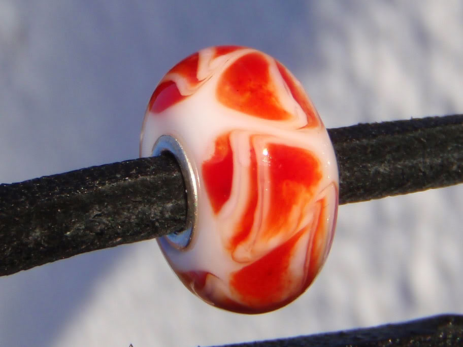 unique - Your most amazing OOAK / Unique / Assorted glass? WhiteRedOOAK2inSnow