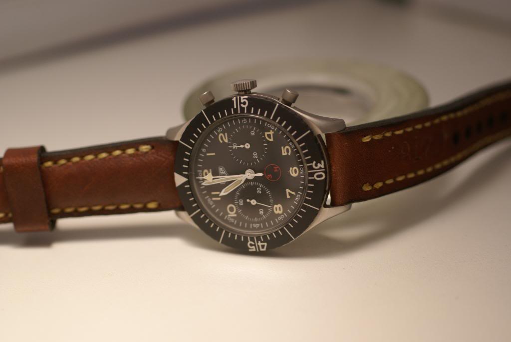 Une petite Heuer Bundeswehr - Page 2 DSC05913