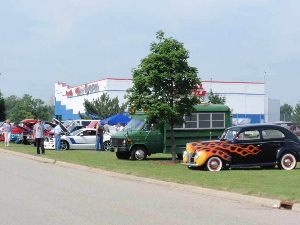 Pics from the Michigan Military Families Benefit car show P6266576