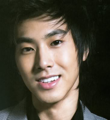   [Official thread]•°o.Oa♥ Trại gấu điên ♥ JUNG YUNHO O.o°•[hội bảo vệ gấu Việt Lam]leader khểnh=)) Yunhosmile