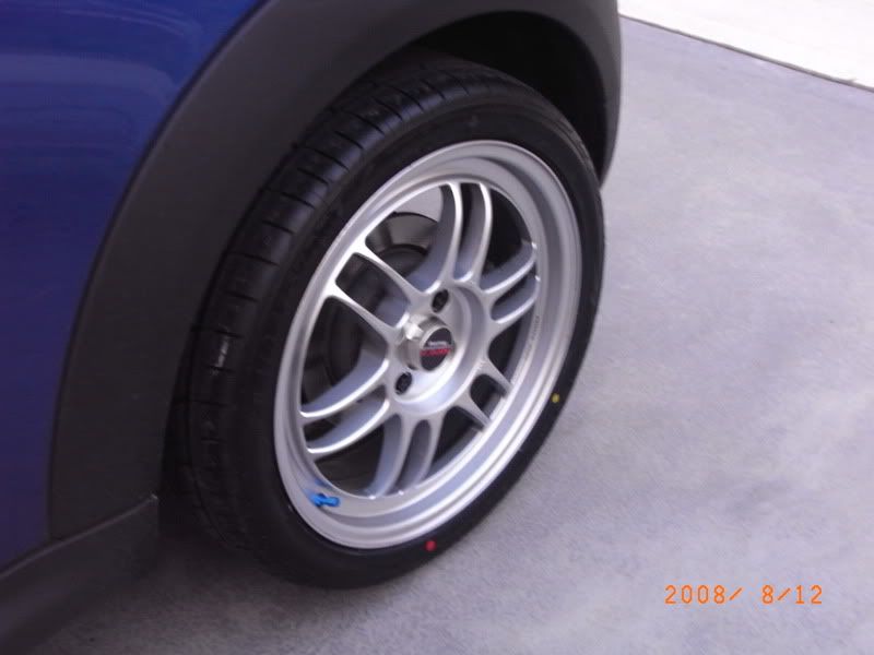 FS: 17" Enkei Racing RPF1 wheels w/ tyres RIMG0013