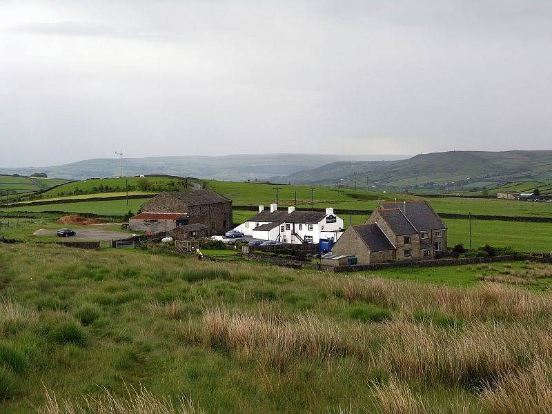 THE DISSENTERS' WELL & TOM'S CROSS, Kelbrook Moor, Lancs-Yorks Border. 02