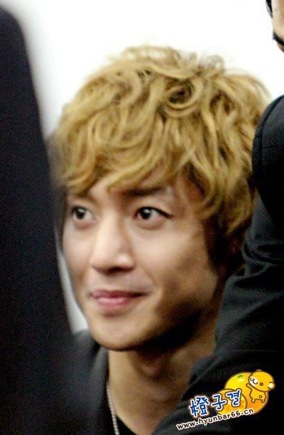 [HJL] LUCKY Fansign Event [25.10.11] (4)  300330_304083062951270_231614143531496_1323933_640223989_n