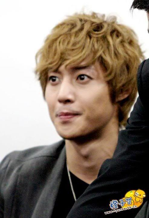 [HJL] LUCKY Fansign Event [25.10.11] (4)  300330_304083069617936_231614143531496_1323935_334186009_n