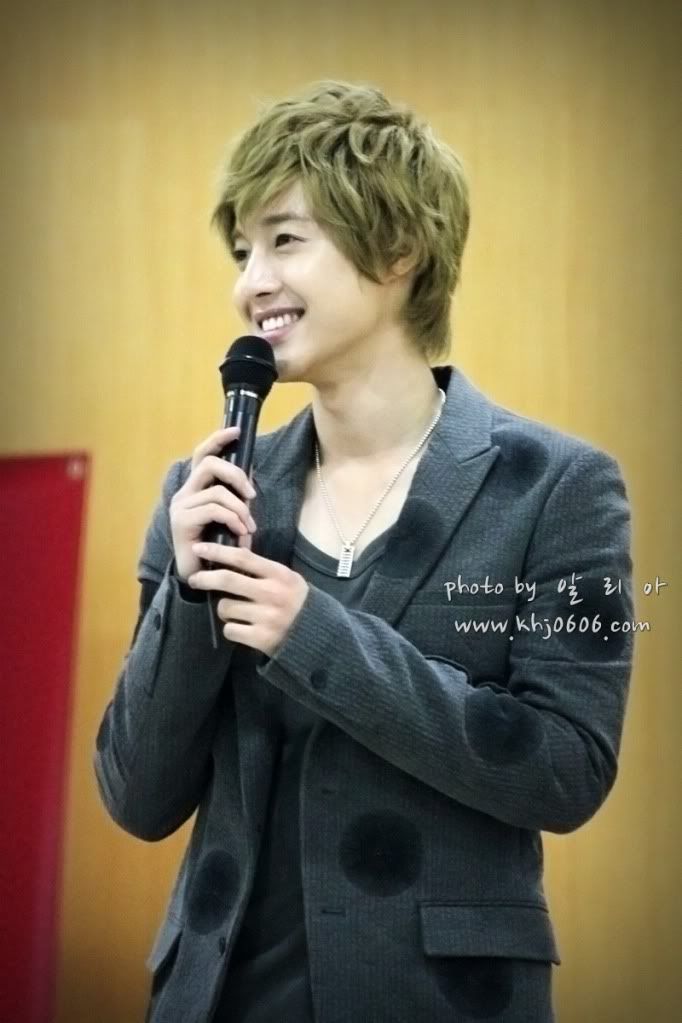 [HJL] ‘Lucky’ album fansign event [19-23.10.11] 43a7d933c895d143b7d7006073f082025baf07cb