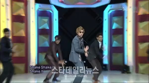 [news] El "Shake Dance" de Kim Hyun Joong se vuelve popular 5550_8402_383