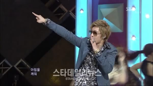 [news] El "Shake Dance" de Kim Hyun Joong se vuelve popular 5550_8403_389