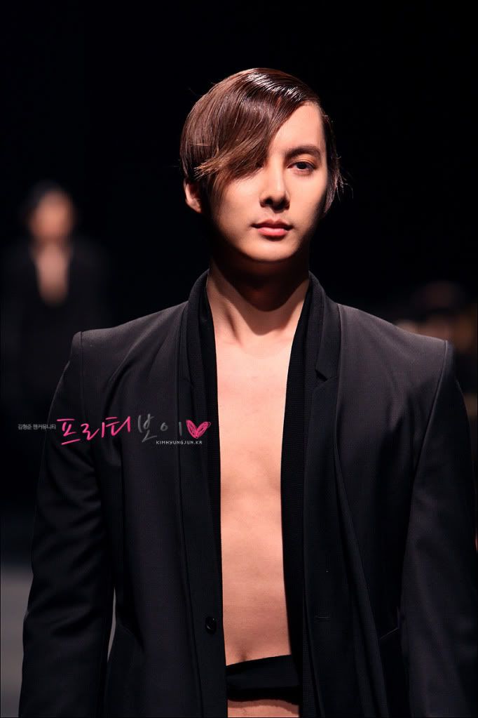 [HJB] Seoul Fashion Week 2010 “SONG ZIO homme” rehearsal+catwalk modeling (3) HJB_fashionstagePB015