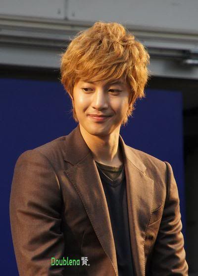 [HJL] AEON Heat Fact Event in Japan (5)  300166_299105623449014_231614143531496_1303490_361274290_n