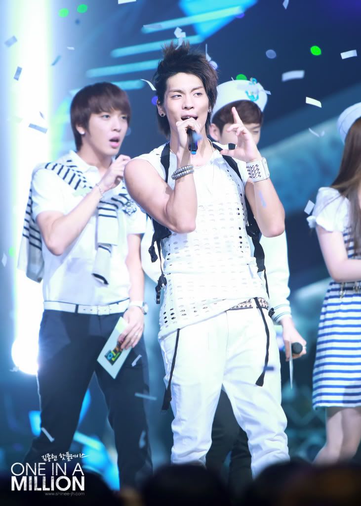 10.08.08 Jonghyun @ Inkigayo F0070761_4c66dc97a7a6d