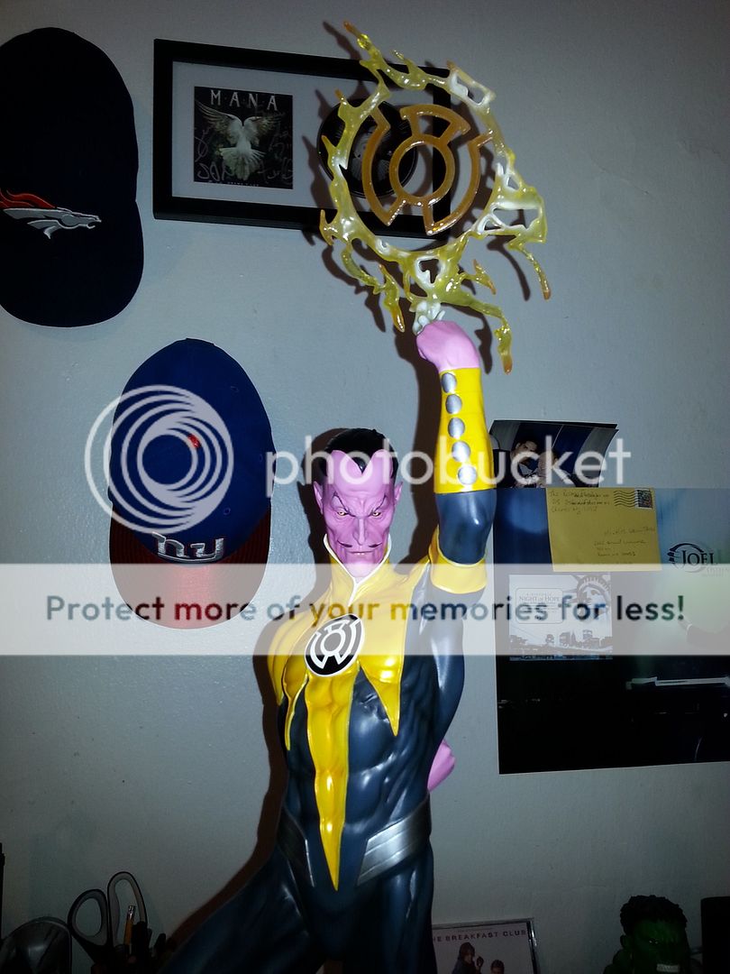 [Sideshow] DC Comics: Sinestro Premium Format - Página 2 20150318_115515_zpsr0uql5ny