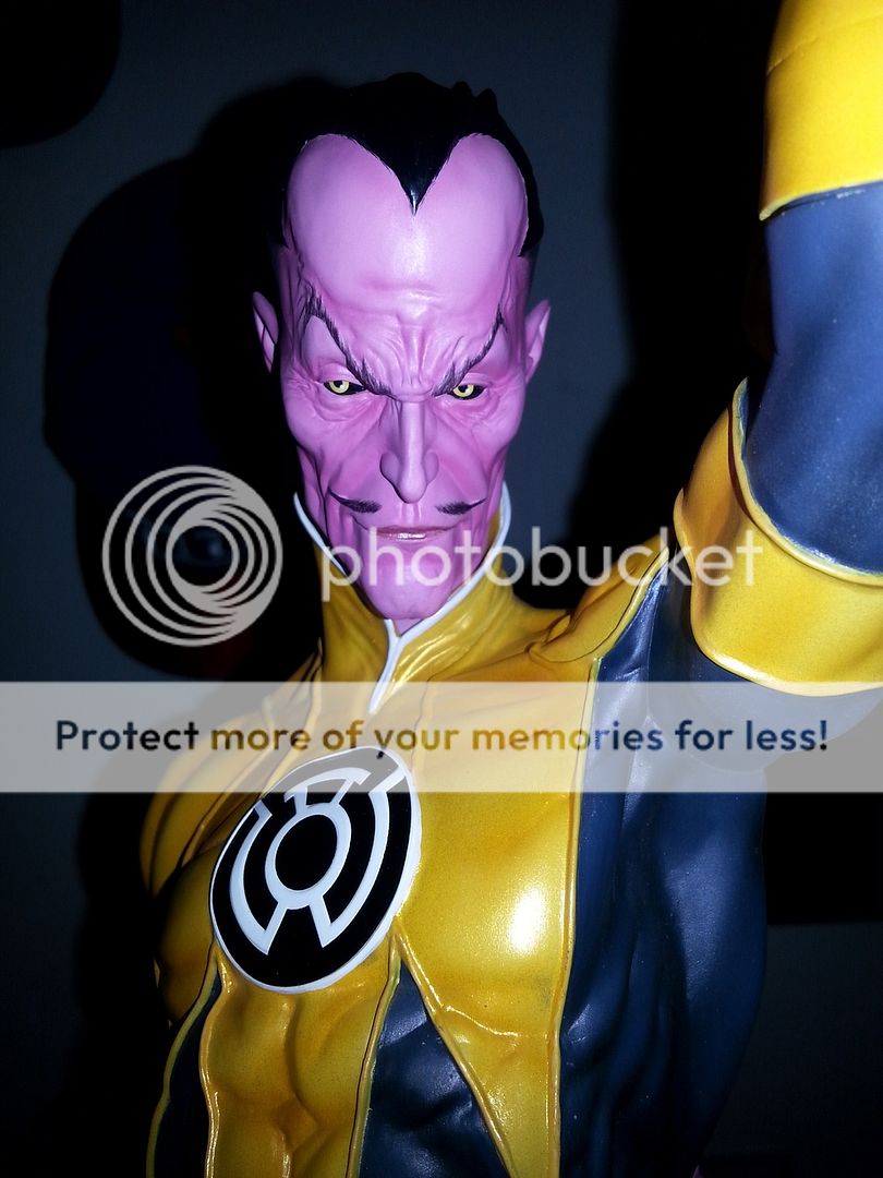 [Sideshow] DC Comics: Sinestro Premium Format - Página 2 20150318_120056_zpsiju5u0kv