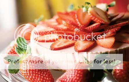 Bé 001 iu của dượng :x:x:x Strawberrycake-saidaonline