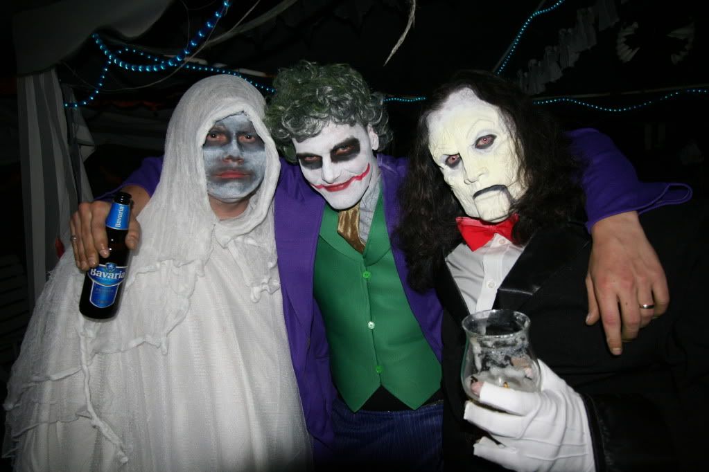 Halloween party pictures! 23
