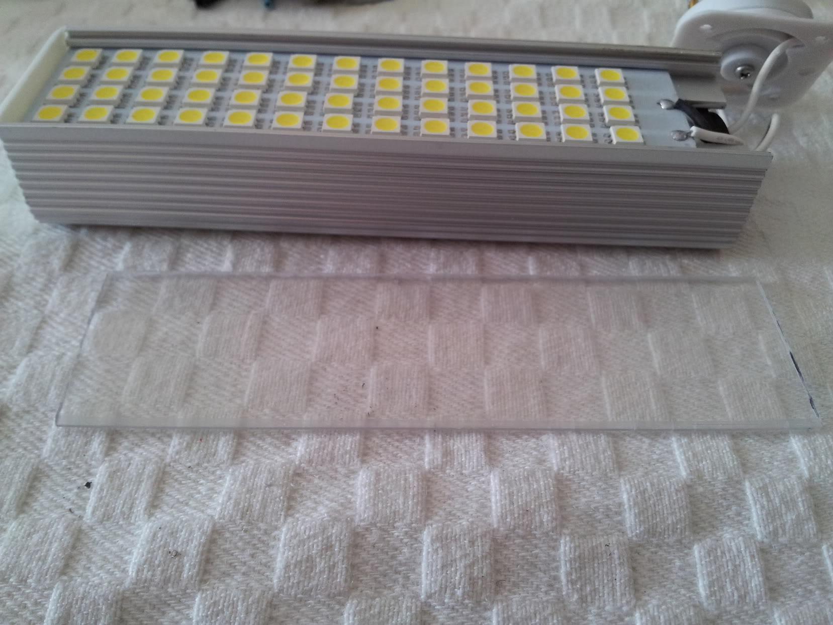 Adaptation Ampoule LED 11W pour nano 2012-03-03142629