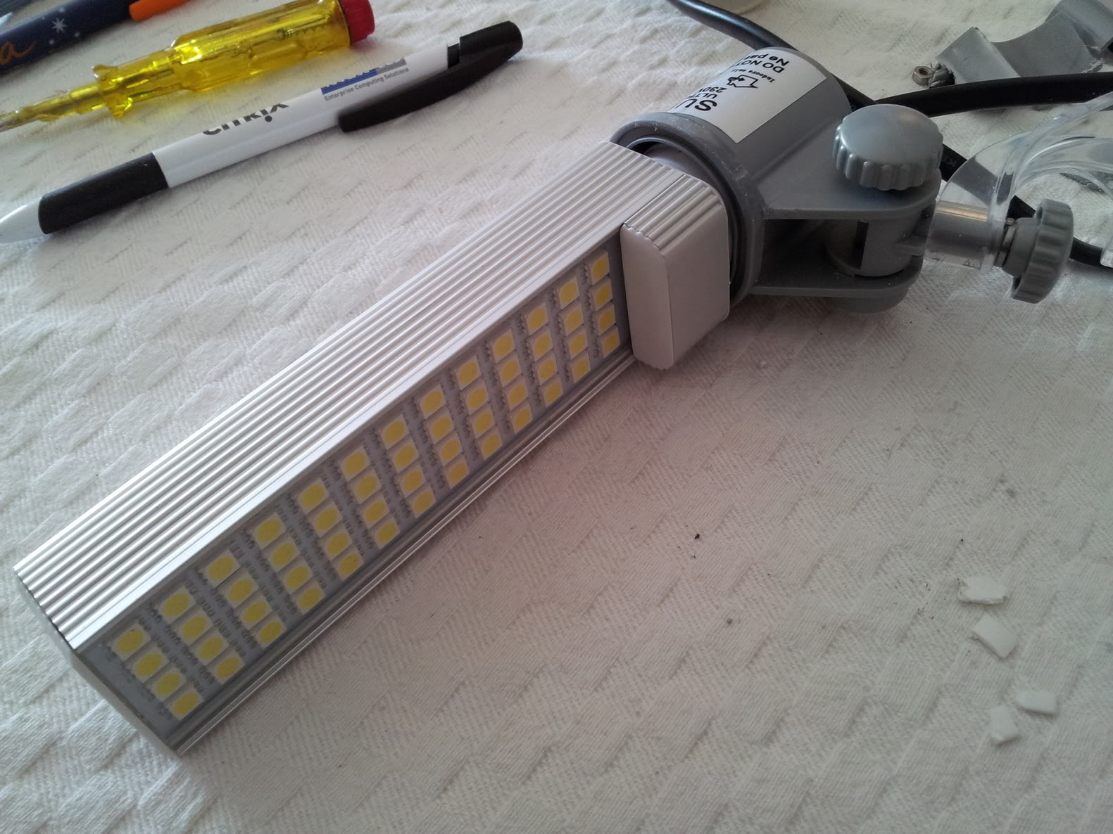 Adaptation Ampoule LED 11W pour nano 2012-03-03143611