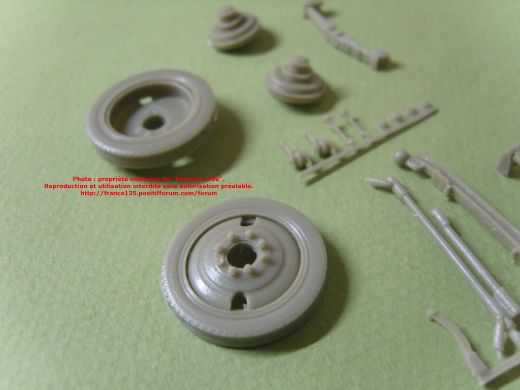 AMC P16 Mle 29. DES Kit, 1/35, ref 35126. Kit résine. P16DES1-35Ref35126-10